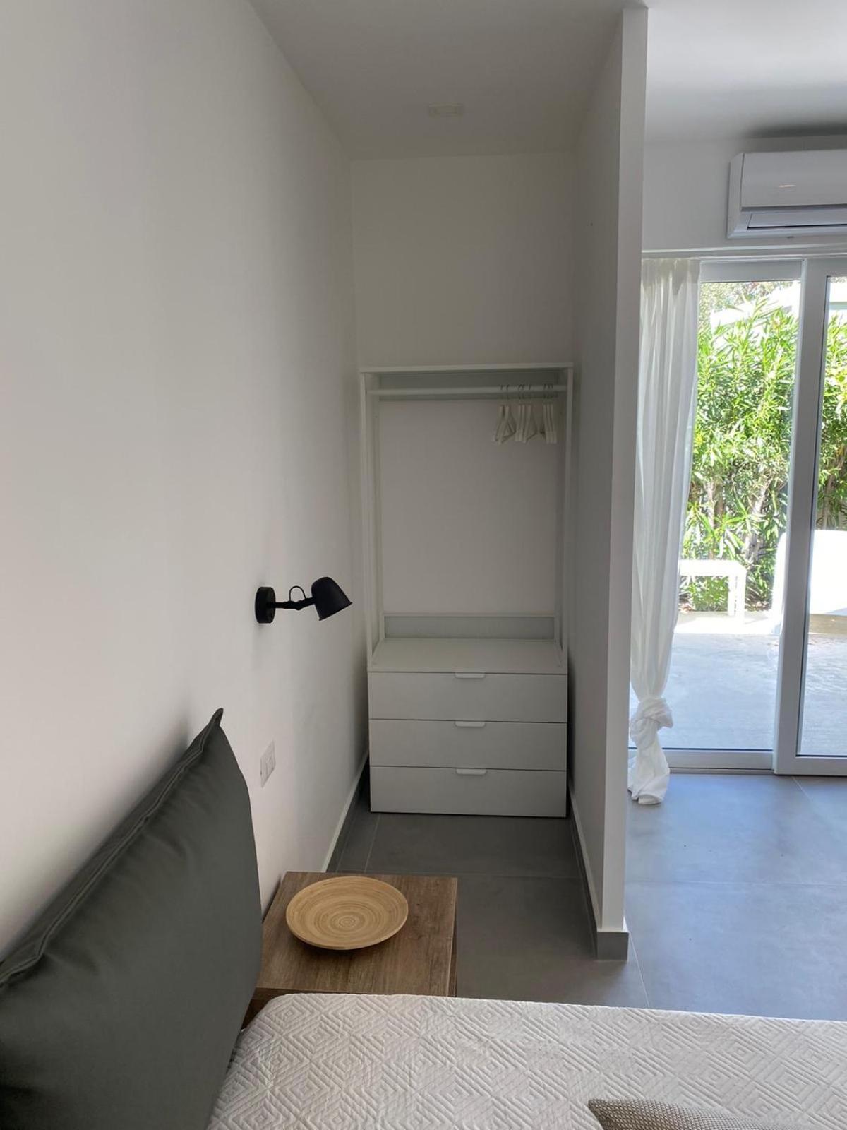 B&B Direttamente Sul Mare Da Antonino 마티나타 외부 사진